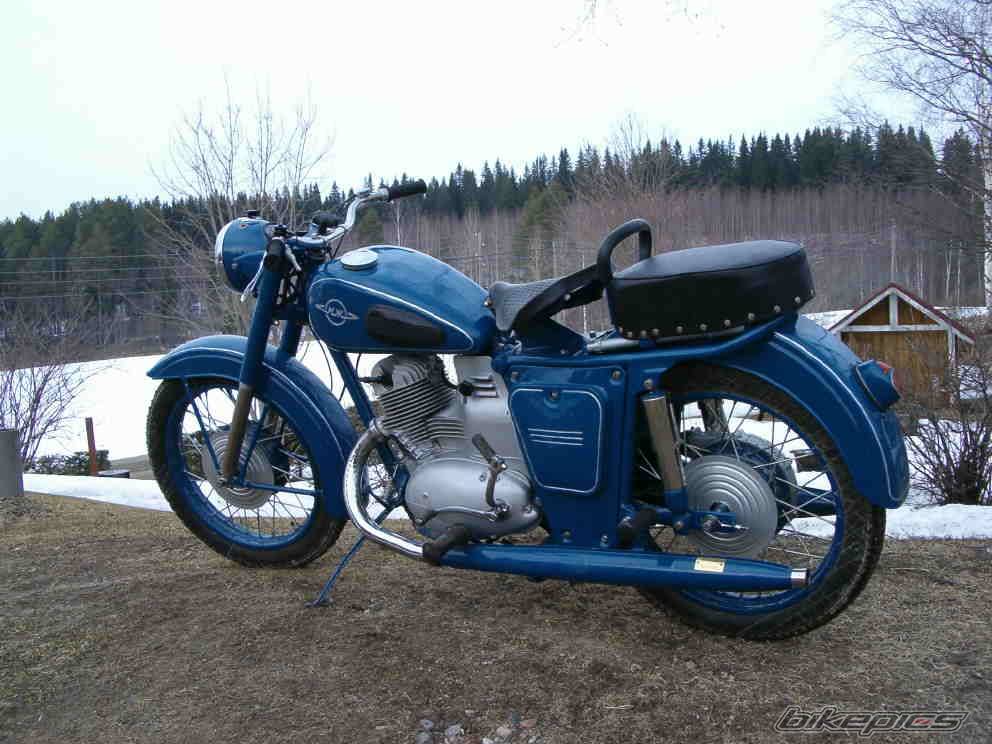 Мотоцикл Иж 56